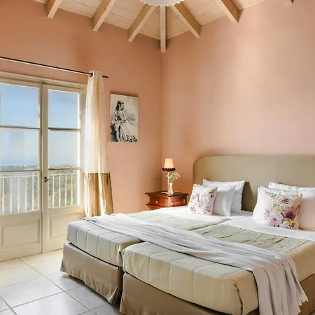 Villa Nikolas By Vintage Travel